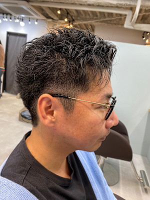 大人の刈り上げスタイル