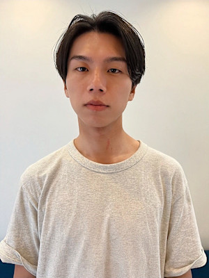 爽やかアップバング/コンマヘア/センターパート