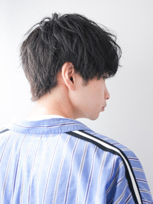 メンズブルーブラックフェザーパーママッシュショート