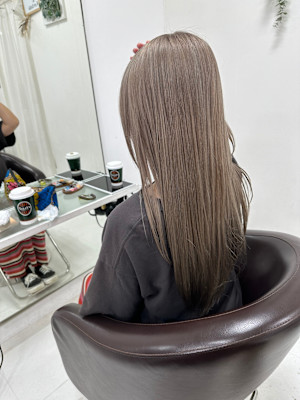 柔らかミルクティベージュ