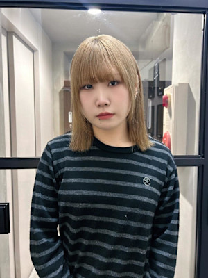 くすみミルクティーベージュ