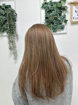 ナチュラルベージュ