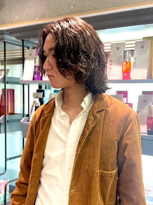 ブラウンカラー