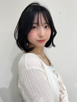 黒髪 レイヤーボブ シースルーバング 韓国風ボブ 20代
