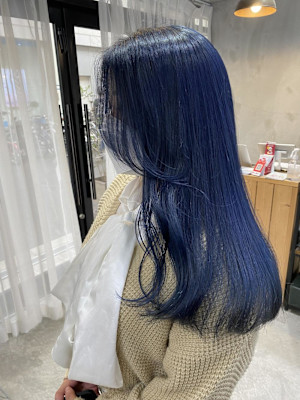 ネイビーブルー