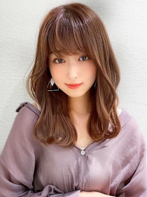 ミニウルフ前髪パーマ韓国くびれミディアムチェリーブラウン