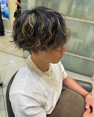 【メンズ】ハイライト×波巻きパーマ