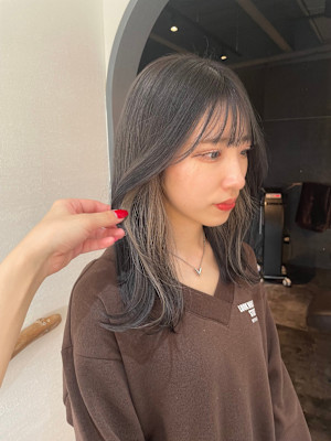 ベージュカラー＋イヤリングカラー