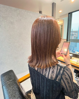 定番ベージュカラー。