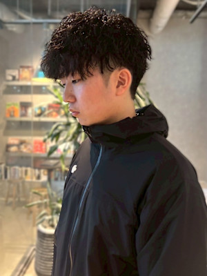 ツイストスパイラルパーマ ツーブロック 束感 10代20代