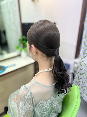 タイトポニーテール