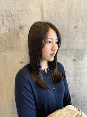 ツヤ×ブラウンカラー