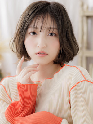 ゆるふわデジタルパーマくせ毛風エアリーボブ　細めハイライト