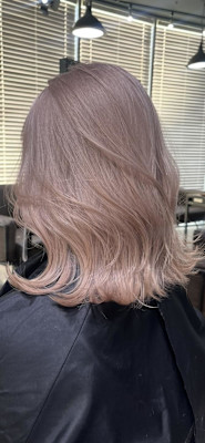 ピンクベージュ/ピンクカラー/ツーブリーチ