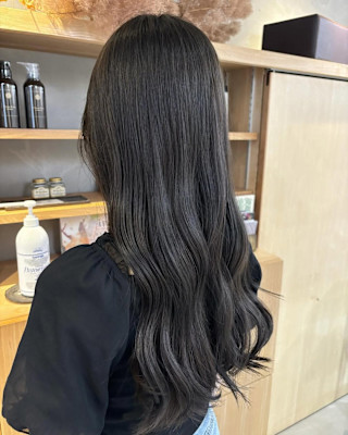 透明感カラー×ウェーブ巻き