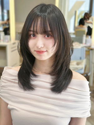 レイヤーカット 顔まわりカット ワンカール 小顔