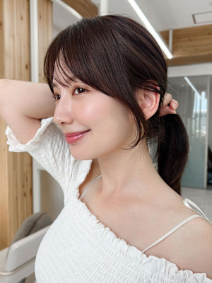 耳かけショートボブ似合わせカット30代40代チェリーブラウン