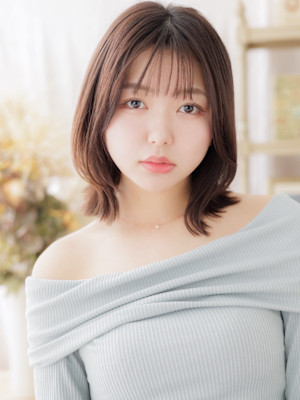 レイヤーカットくびれミディアムこなれヘア　クラゲヘアー