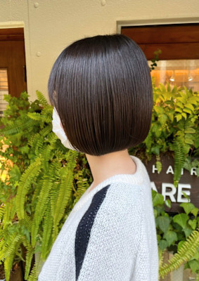 360度どこから見ても美しい、艶感ミニボブ