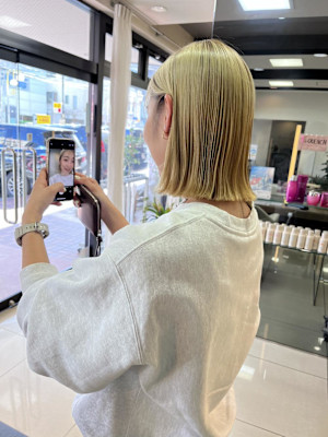 【ハクラ】ブロンドボブ ぱつっとボブ