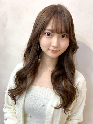 山村/グレージュゆふるわロングヘア/巻き髪風パーマ銀座