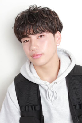 20代30代40メンズスパイラルパーマヘッドスパ白髪染め稲毛