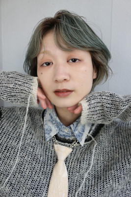 ステップボーンカット/ハンサムショート/デザインカラー