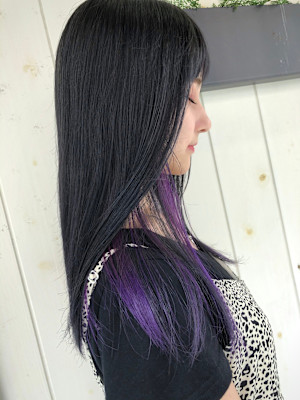 インナーカラーで魅せる個性派スタイル☆