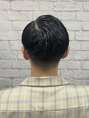 メンズ／七三／ツーブロック／刈り上げ／ショート