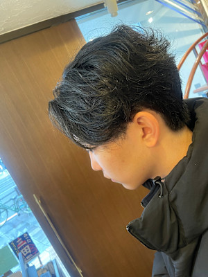 前下がりセンターパート