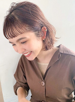 ボブ×短めフルバング