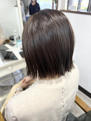 切りっぱなしボブ