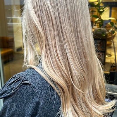 外国人風ブロンドカラー