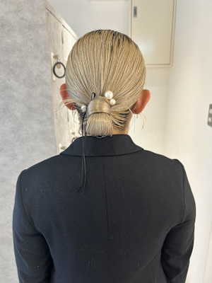 【Nanaka】ハイトーンカチモリお呼ばれヘア