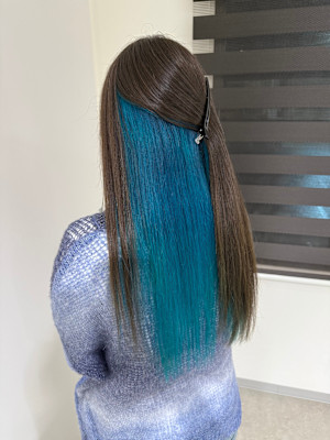 デザインカラー　インナーカラー　ターコイズブルー