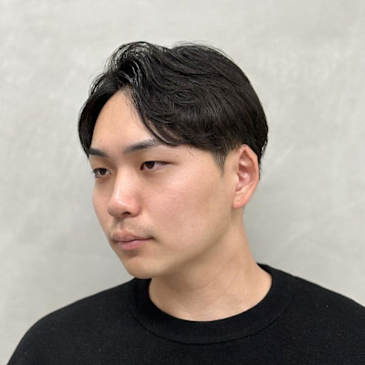 センターパート×ニュアンスパーマ