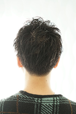 ツーブロック　くせ毛風パーマ