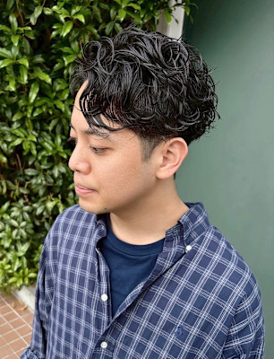 大人ツーブロックパーマ