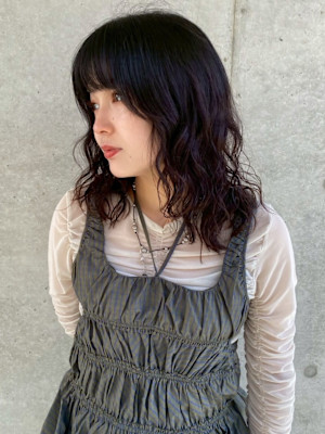 ミディアムヘア パーマ レイヤーカット ダークグレージュ