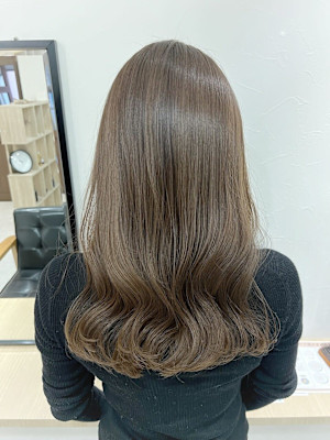 Re:sh iron 髪質改善&縮毛矯正×スタイル