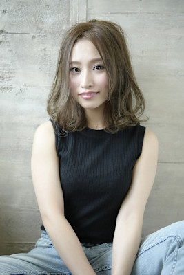 Re:sh iron 髪質改善&縮毛矯正×スタイル