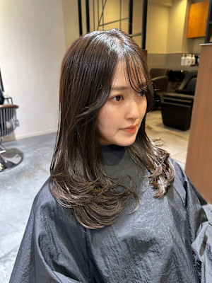 池袋 レイヤー 顔まわりカット 透明感 アッシュ♪