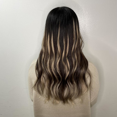 エクステで作るバレイヤージュスタイル