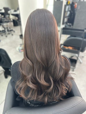 透明感たっぷりブラウンカラー♪