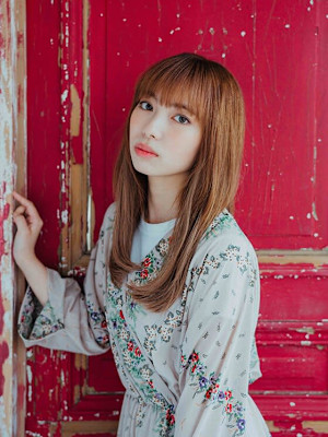 ナチュラルロングスタイル