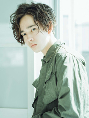 ワイルドメンズパーマスタイル