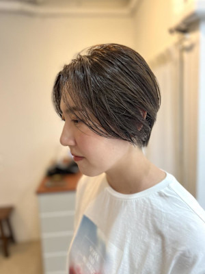 横顔映えるフィットショート【梅田　髪質改善　韓国風】