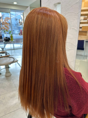 レンジブラウン×ストレート／抜け感カラー