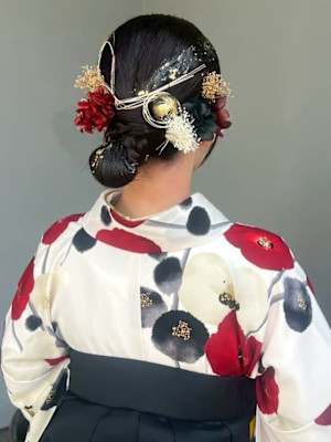着物ヘア お団子 和装アレンジ タイト 卒業式 シンプル