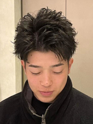 【ヘアジュレドゥ 花井】メンズピンパーマ